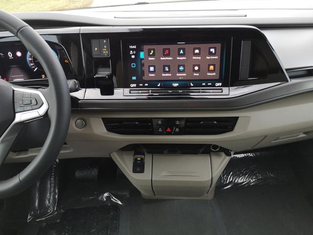 Volkswagen T7 California Beach