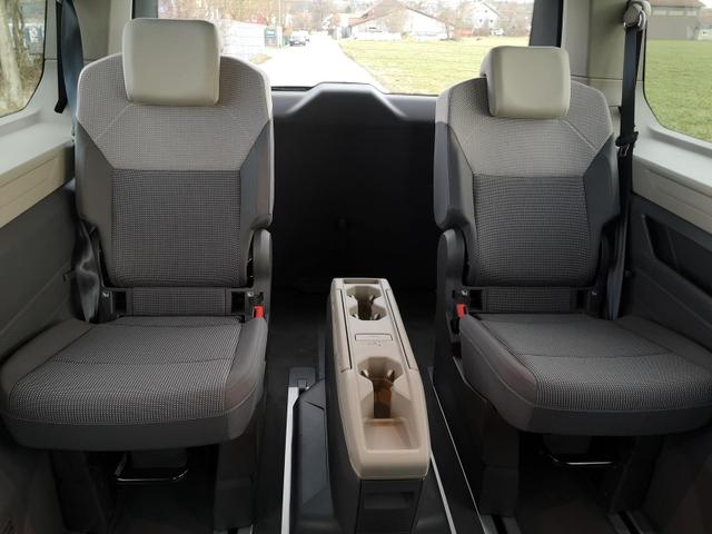 Volkswagen T7 California Beach