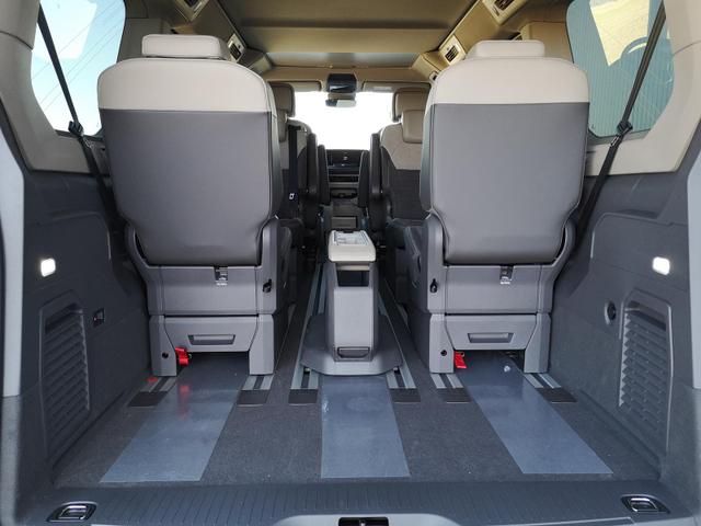 Volkswagen T7 California Beach
