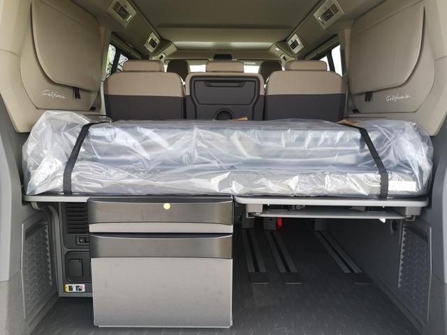 Volkswagen T7 California Beach
