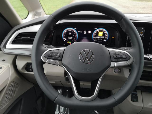 Volkswagen T7 Multivan Sport
