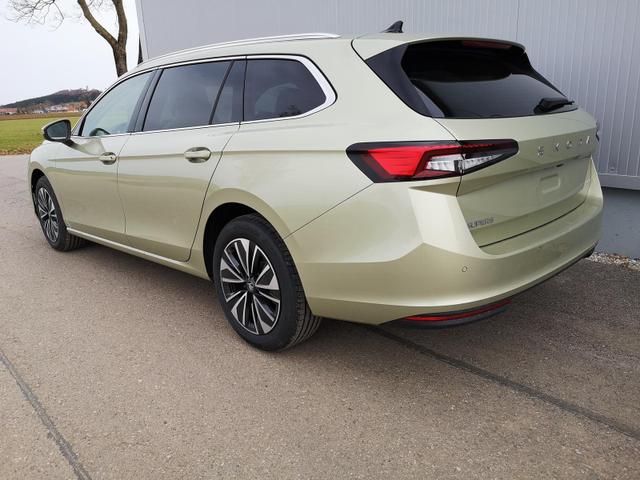 Skoda Superb Combi 2.0