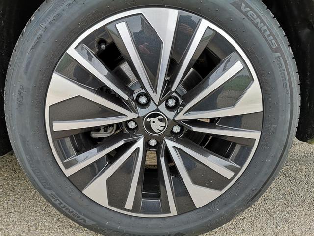 Skoda Superb Combi 2.0